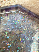 Load image into Gallery viewer, Rose Quartz & Amethyst Crystal Chip Resin Display Trinket Dish