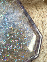 Load image into Gallery viewer, Rose Quartz & Amethyst Crystal Chip Resin Display Trinket Dish
