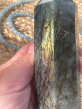 Load image into Gallery viewer, Labradorite Tower