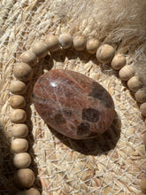 Load image into Gallery viewer, Sunstone Palm Stone