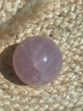 Load image into Gallery viewer, Rose Quartz Sphere