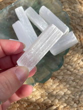 Load image into Gallery viewer, Satin Spa / Selenite Stick