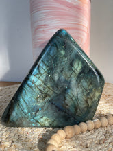 Load image into Gallery viewer, Labradorite Free Form