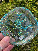 Load image into Gallery viewer, Labradorite Crystal Chip Resin Display Trinket Dish