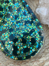 Load image into Gallery viewer, Obsidian Crystal Chip Resin Display Trinket Dish