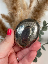 Load image into Gallery viewer, Pyrite Palm Stone