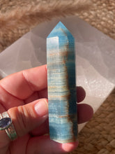 Load image into Gallery viewer, Blue Onyx Lemurian Aquatine Tower