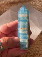 Load image into Gallery viewer, Blue Onyx Lemurian Aquatine Tower