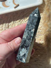 Load image into Gallery viewer, Larvakite Tower