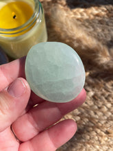 Load image into Gallery viewer, Pistachio Calcite Smoothie Palm Stone