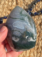 Load image into Gallery viewer, Moss Agate Flame Carving