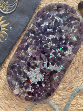 Load image into Gallery viewer, Amethyst Crystal Chip Resin Display Trinket Dish