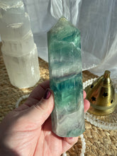 Load image into Gallery viewer, Fluorite Tower
