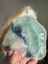Load image into Gallery viewer, Fluorite Bowl
