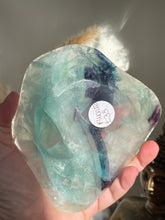 Load image into Gallery viewer, Fluorite Bowl