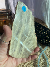 Load image into Gallery viewer, Moonstone Raw Slab