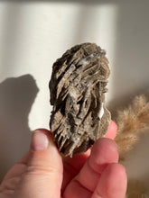 Load image into Gallery viewer, Desert Rose Large Formation