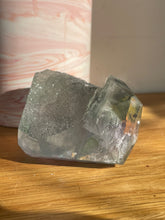 Load image into Gallery viewer, Fluorite Free Form