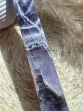 Load image into Gallery viewer, Dream Chevron Amethyst Tower 34