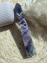 Load image into Gallery viewer, Dream Chevron Amethyst Tower 34