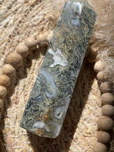 Load image into Gallery viewer, Moss Agate Tower