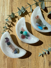 Load image into Gallery viewer, Selenite Bowl