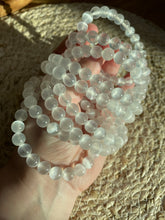 Load image into Gallery viewer, Selenite Bracelet