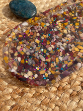 Load image into Gallery viewer, Mookaite Jasper Crystal Chip Resin Display Trinket Dish
