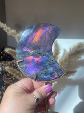 Load image into Gallery viewer, Labradorite Moon Carving on Stand

