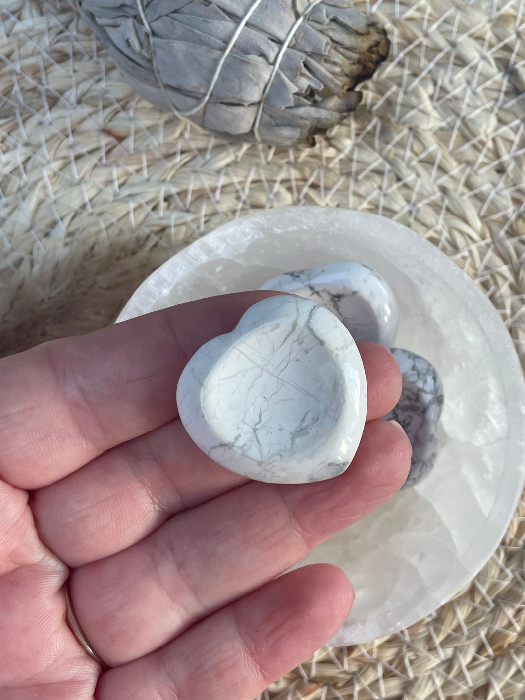 Howlite Mini Worry Stone