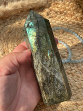 Load image into Gallery viewer, Labradorite Tower
