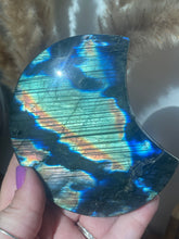 Load image into Gallery viewer, Labradorite Moon Carving on Stand
