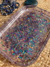 Load image into Gallery viewer, Amethyst Crystal Chip Resin Display Trinket Dish
