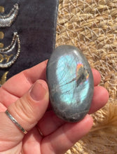 Load image into Gallery viewer, Labradorite Palm Stone
