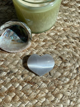 Load image into Gallery viewer, Satin Spa / Selenite Heart Carving
