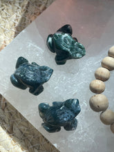 Load image into Gallery viewer, Moss Agate Frog Carving
