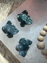 Load image into Gallery viewer, Moss Agate Frog Carving
