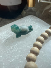 Load image into Gallery viewer, Moss Agate Seal Mini Animal Carving
