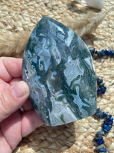 Load image into Gallery viewer, Moss Agate Flame Carving
