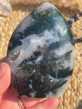 Load image into Gallery viewer, Moss Agate Flame Carving

