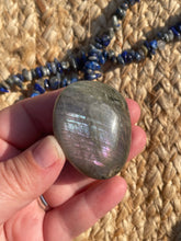 Load image into Gallery viewer, Labradorite Palm Stone
