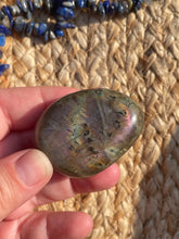 Load image into Gallery viewer, Labradorite Palm Stone

