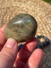 Load image into Gallery viewer, Labradorite Palm Stone
