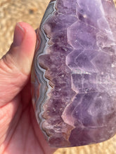 Load image into Gallery viewer, Amethyst X Agate Flame Carving
