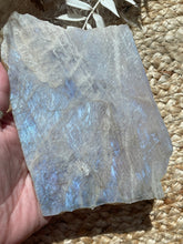 Load image into Gallery viewer, Moonstone Raw Slab
