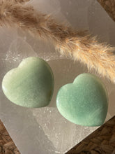 Load image into Gallery viewer, Green Aventurine Heart Smoothie Palm Stone
