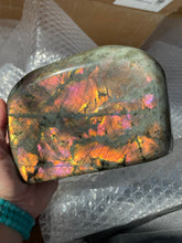 Load image into Gallery viewer, Labradorite Free Form
