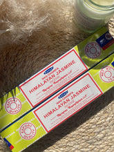 Load image into Gallery viewer, Satya &#39;Himalayan Jasmine&#39; Incense Sticks

