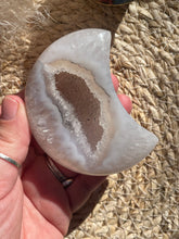 Load image into Gallery viewer, Agate Druzy Moon Carving
