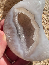 Load image into Gallery viewer, Agate Druzy Moon Carving
